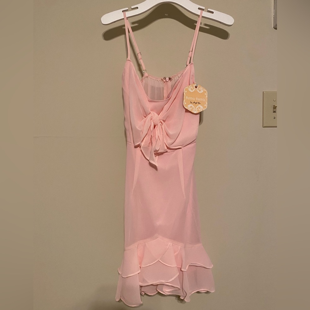 Pink Selfie Leslie mini dress